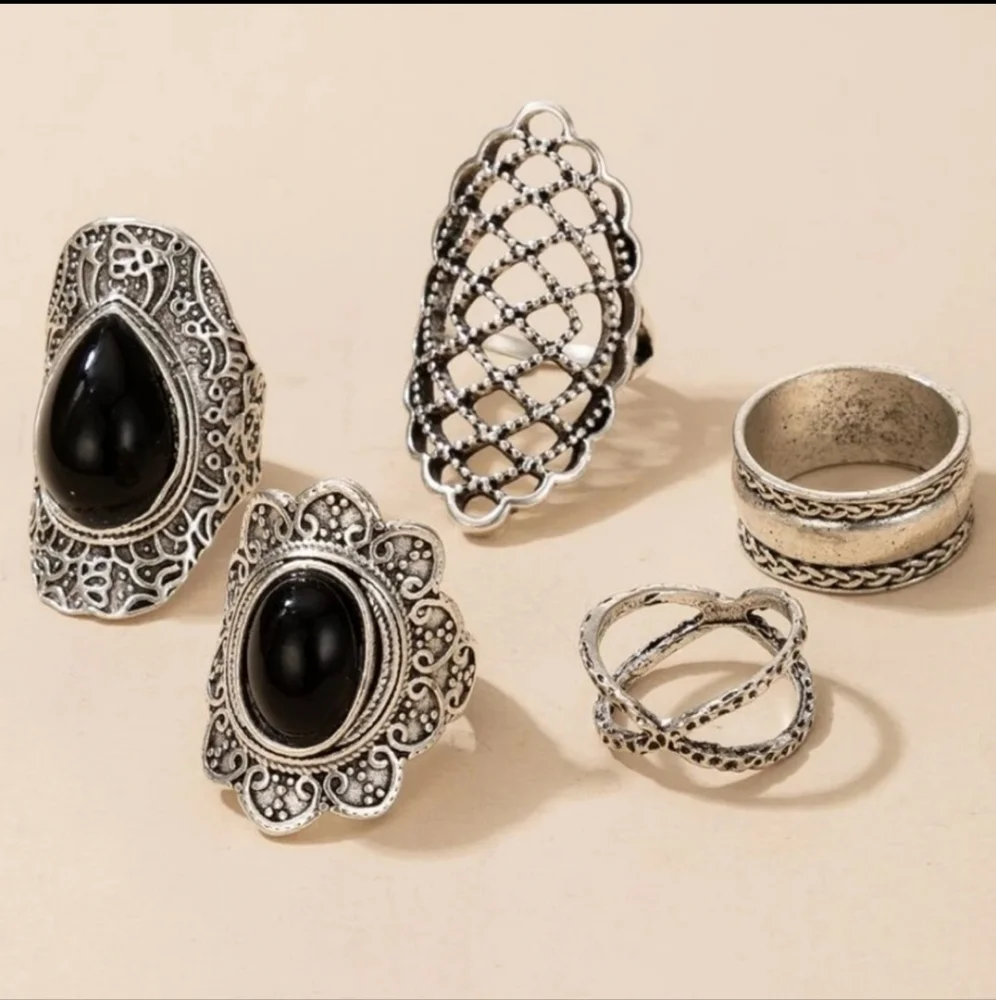 5 piece Boho Antiqued Silver Black Stone Ring✨️ - Picture 2 of 8